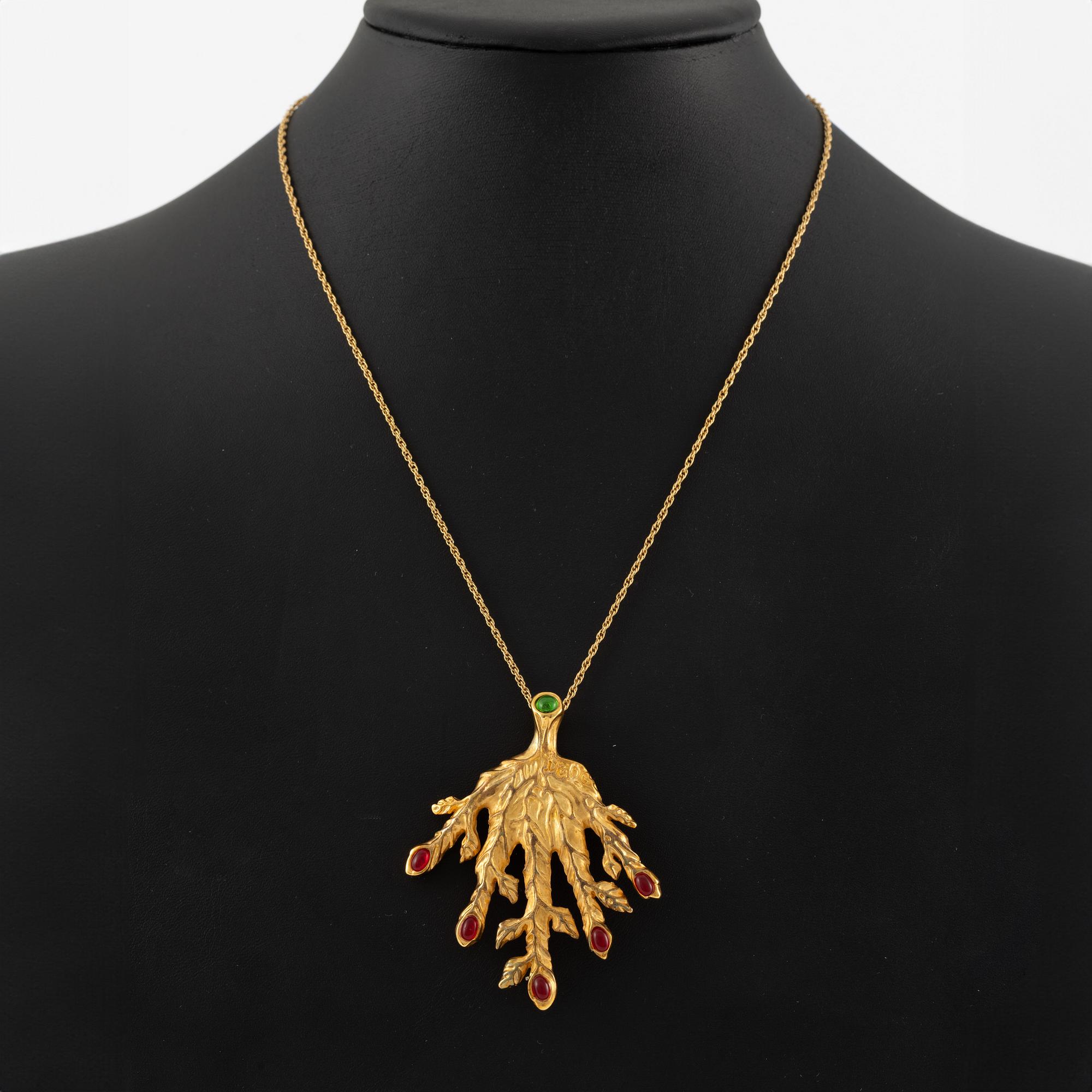 Pendant/brooch with chain "Leaf Veined Hand", Joies/Salvador Dali.