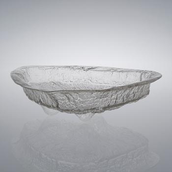 TIMO SARPANEVA, A BOWL. The Finlandia-series, experimental piece. Signed Timo Sarpaneva. Iittala 1960s.