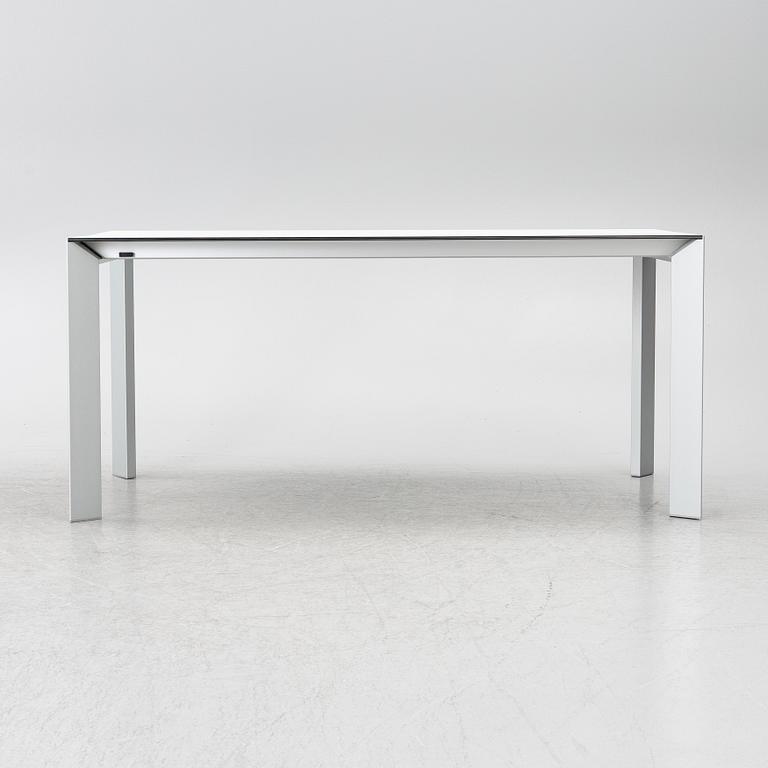 Bartoli Design, matbord, "Nori", Kristalia, 2008.