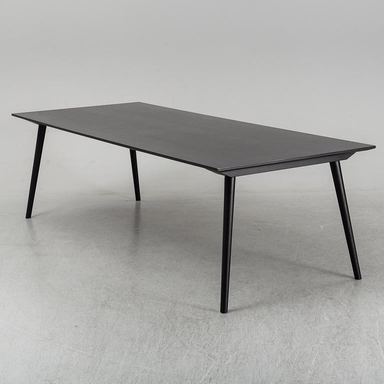 SAMI KALLIO, matbord "Inbetween Table SK6", &Tradition, Danmark.
