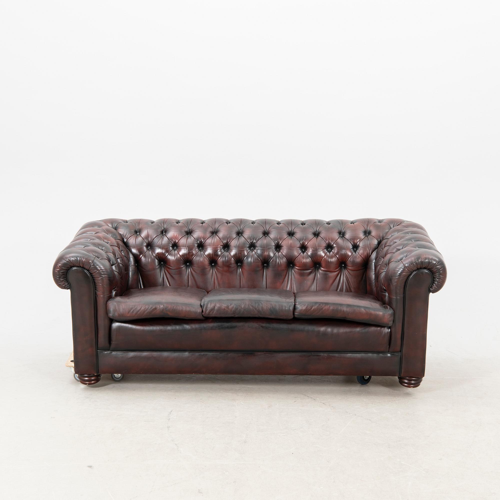 Soffa, Chesterfield modell, senare delen av 1900-talet.