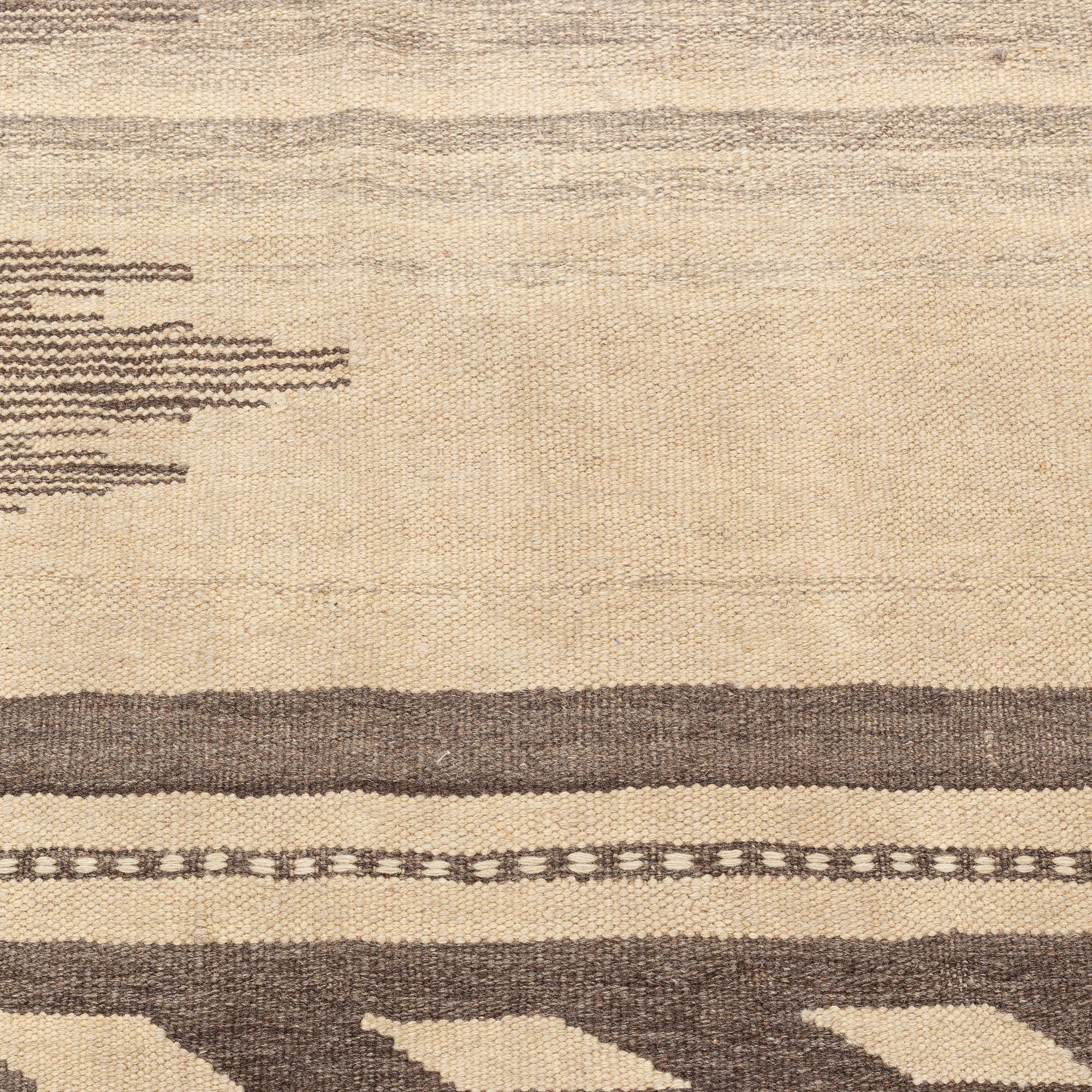 A kilim rug, ca 295 x 196.
