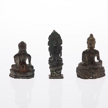 BUDDHASKULPTURER, 3 st, brons, Thailand 1900-tal.