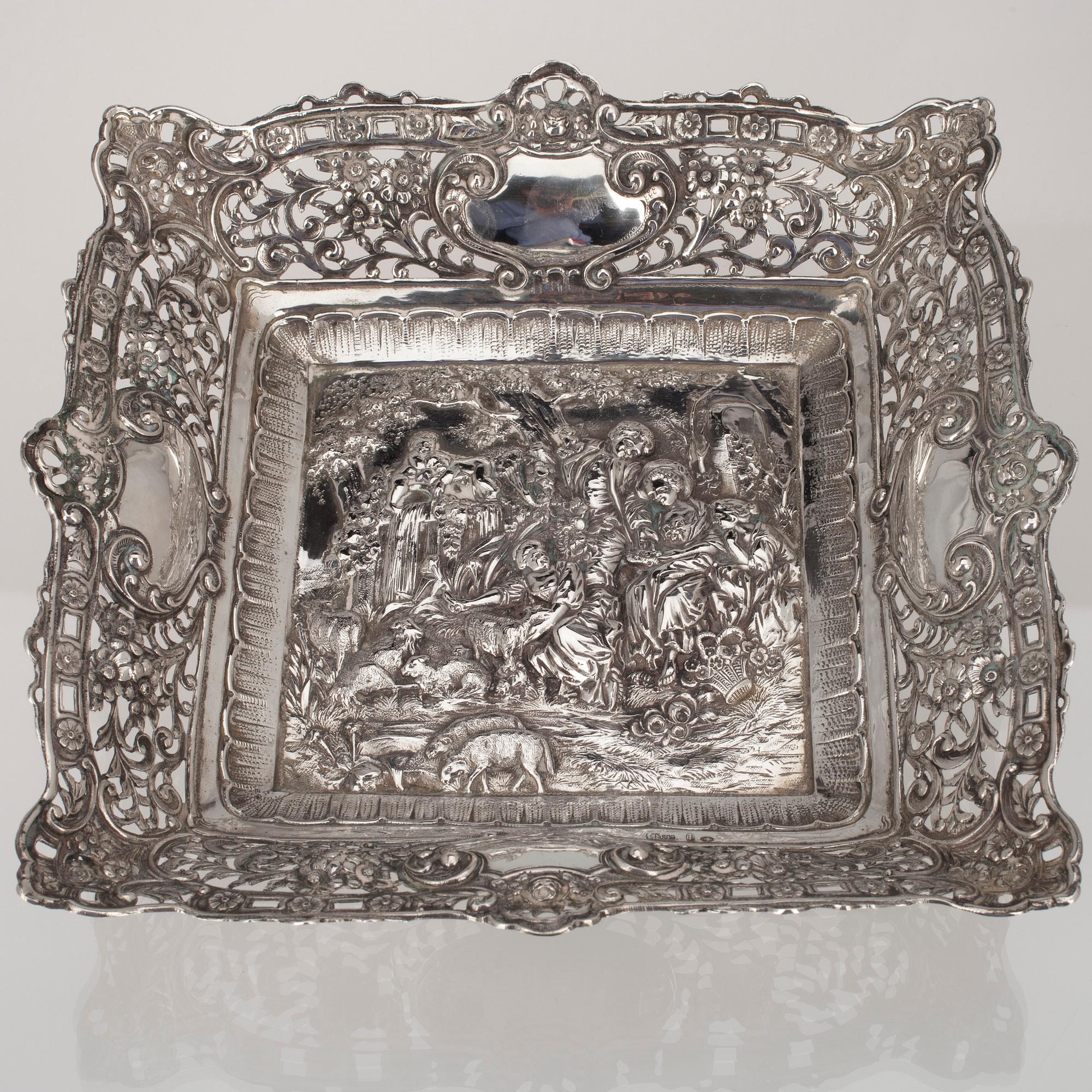 FAT, 800 silver, Tyskland, 1900-talets första hälft. Vikt 527 g.