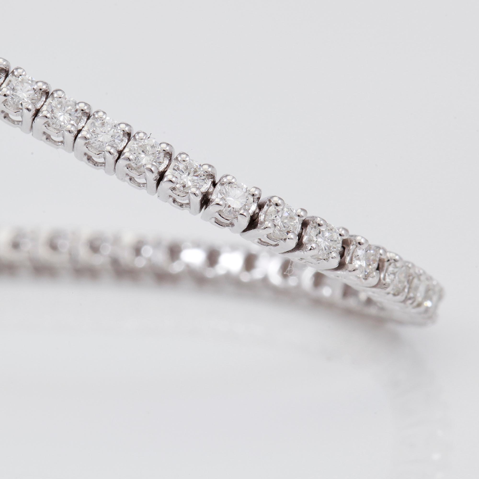 ARMBAND, briljantslipade diamanter totalt ca 2,25 ct.