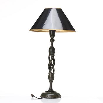 A 20th table lamp.