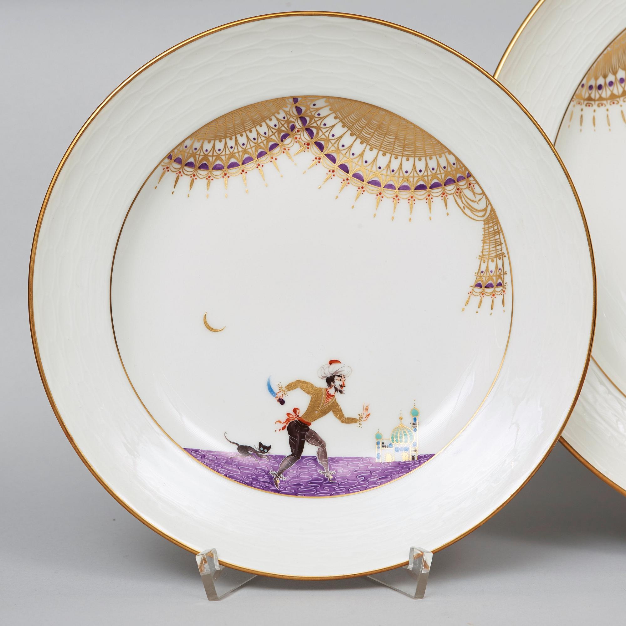 A Meissen 'Arabian Nights' dinner service, 20th Century. (44 pieces).