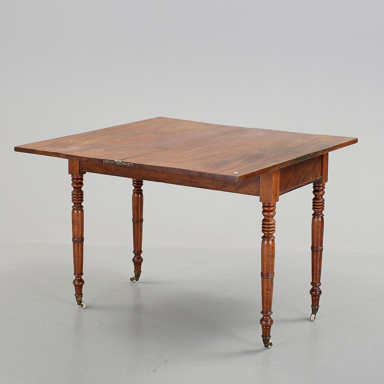 SPELBORD, senempire, 1800-talets mitt.