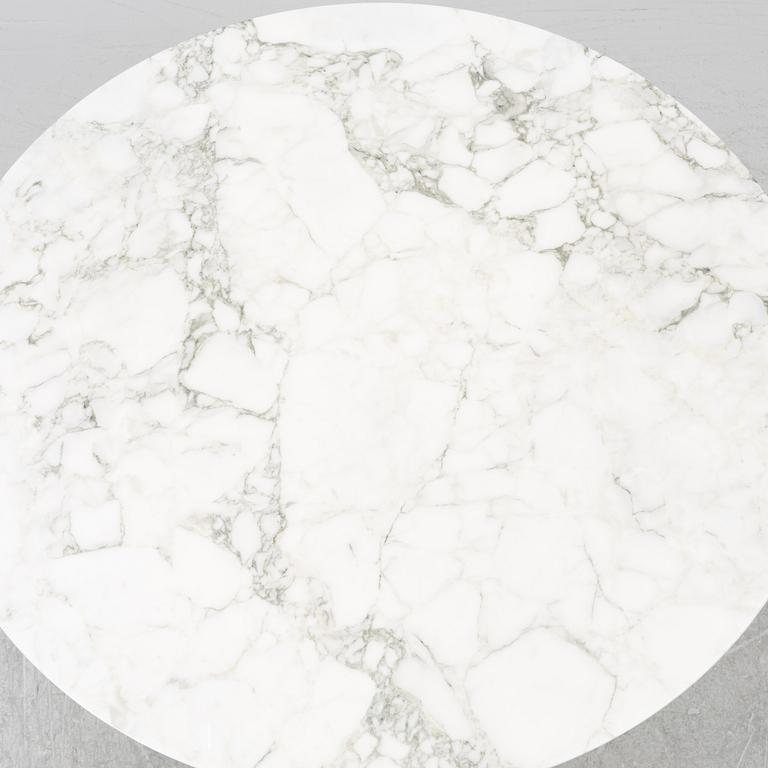Eero Saarinen, a "Tulip" Arabesco marble top dining table, Knoll.