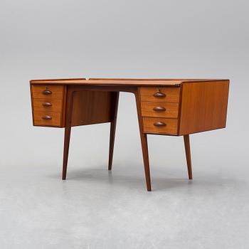 An 'Uddebo' writing desk by Svante Skogh for Balder, 1950's.