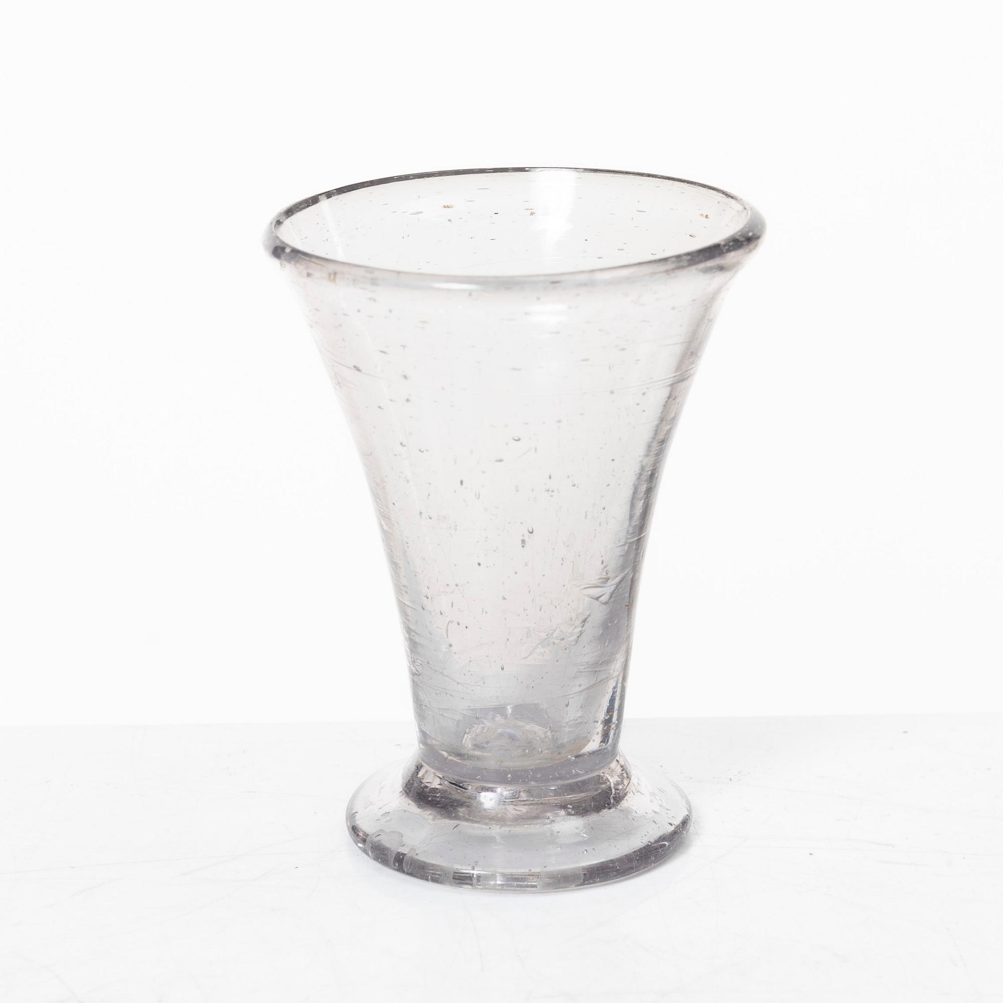 A miniature cup, 18th century.