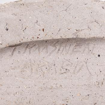 TAISTO KAASINEN, relief, stengods, signerad T. Kaasinen Arabia.