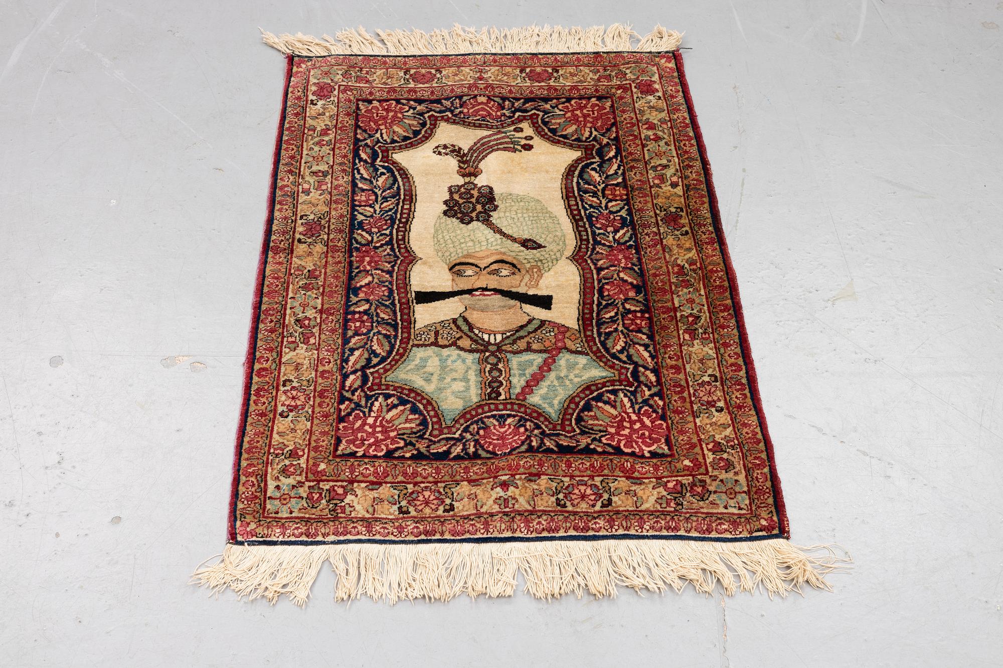 A rug, semi-antique Kerman Laver, ca 97,5 x 64,5 cm.