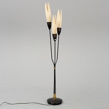 A 1950's standard light.