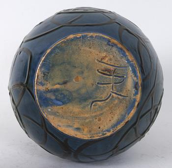 VASER, 3 st, porslin, Herman Kähler, Danmark.