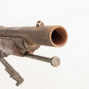 A British percussion gun, 1853 pattern.