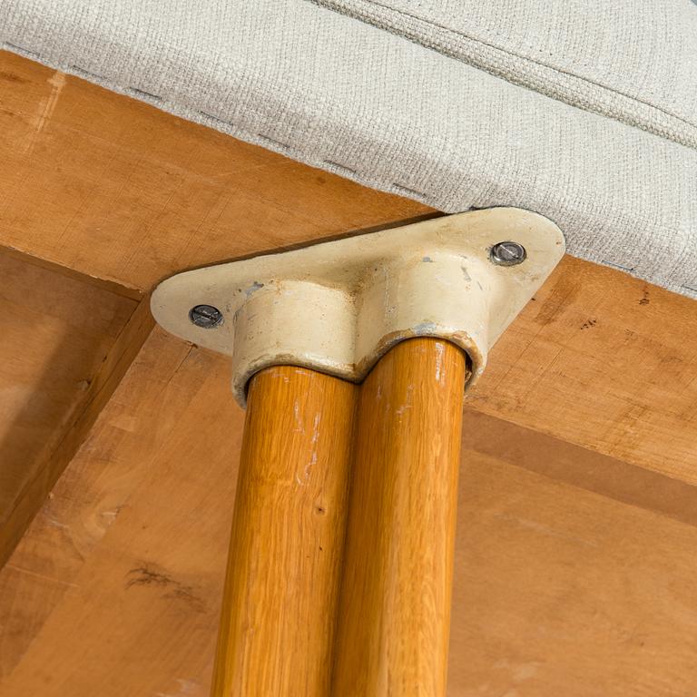 Alvar Aalto, penkki, O.Y. Huonekalu- ja Rakennustyötehdas A.B. 1962.
