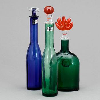 KARAFFER, 3 st, glas, "Puteli", Oiva Toikka, Nuutajärv, 1970-tal.