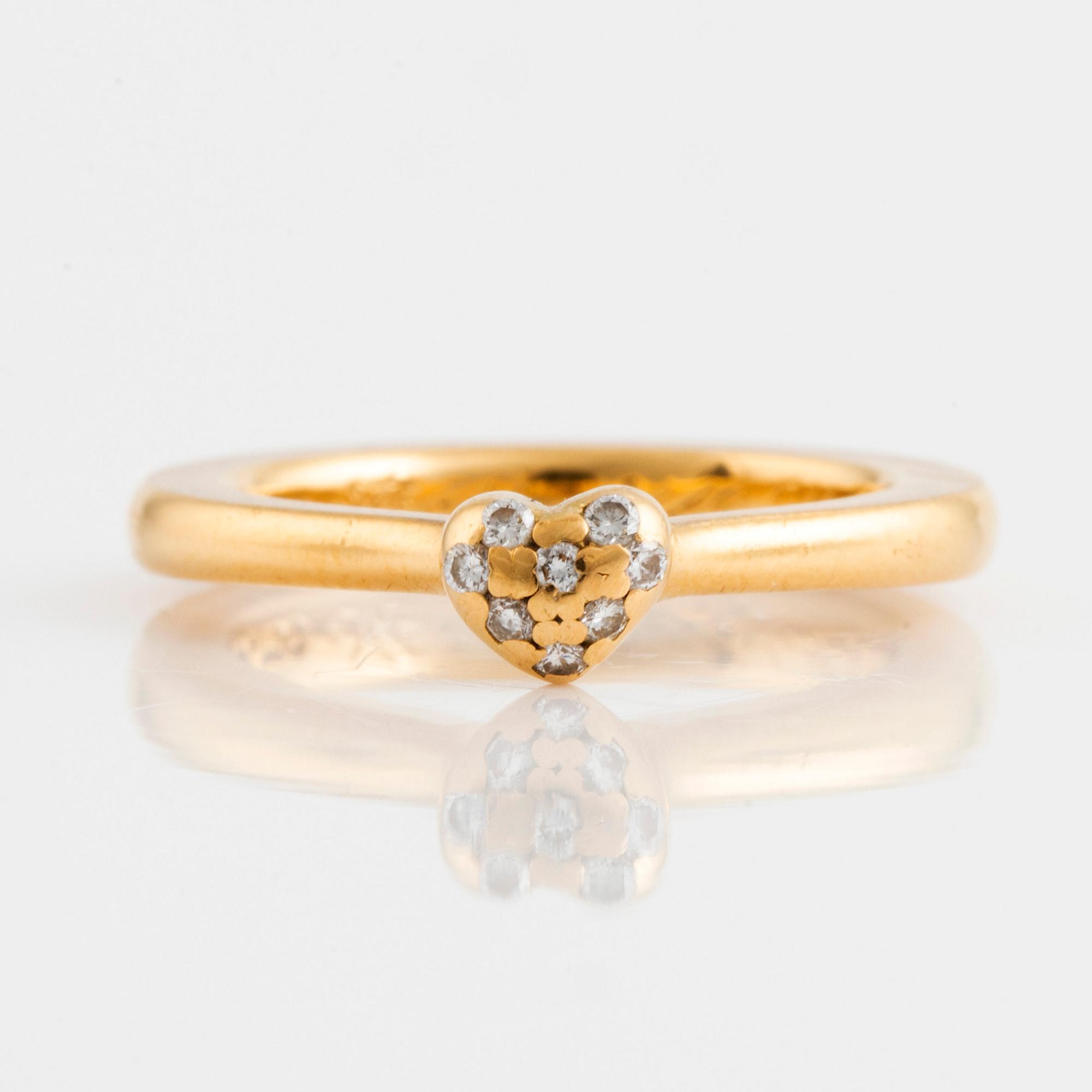 Ole lynggaard heart ring top