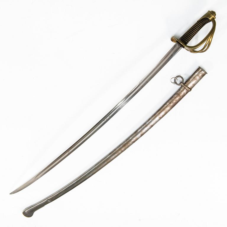 A French cavalry sabre, early 19th Century.