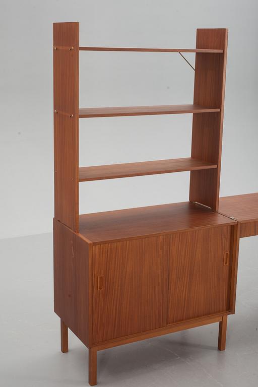 BOKHYLLA, 3 sektioner, teak, 1900-talets mitt/andra hälft.