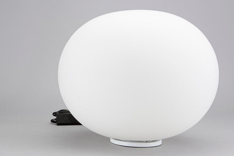 BORDSLAMPA, Glo-ball, Jasper Morrison, Flos.