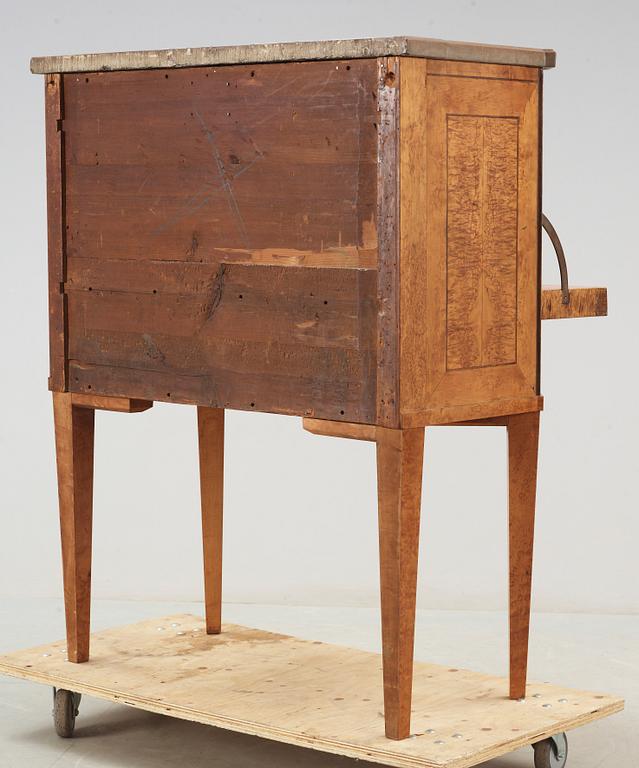 CHIFFONJÉ, gustaviansk stil, 1800-tal.