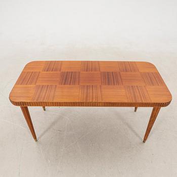 Svante Skogh, coffee table, Swedish Modern, Förenade Möbelfabrikerna, Linköping, 1940s.