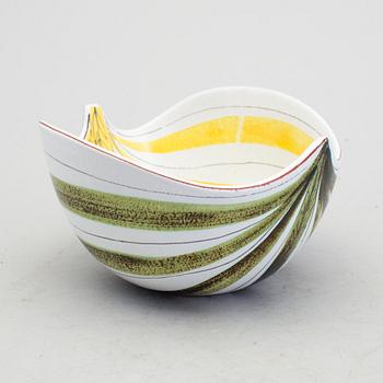 A Stig Lindberg faience bowl, Gustavsberg studio 1950´s.