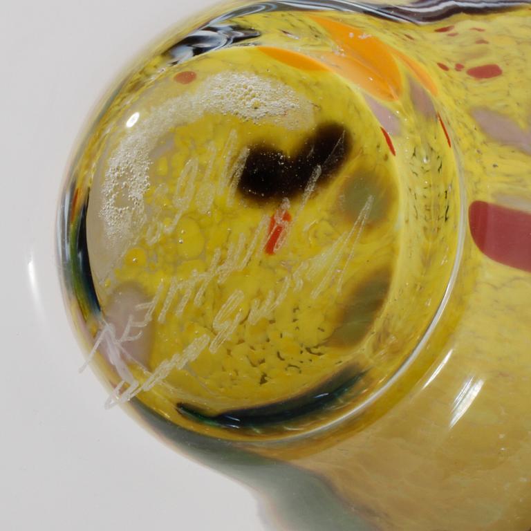 VAS samt SKULPTURER, 3 st, glas, Bertil Vallien samt Mats Jonasson, signerade, 1900-talets andra hälft.