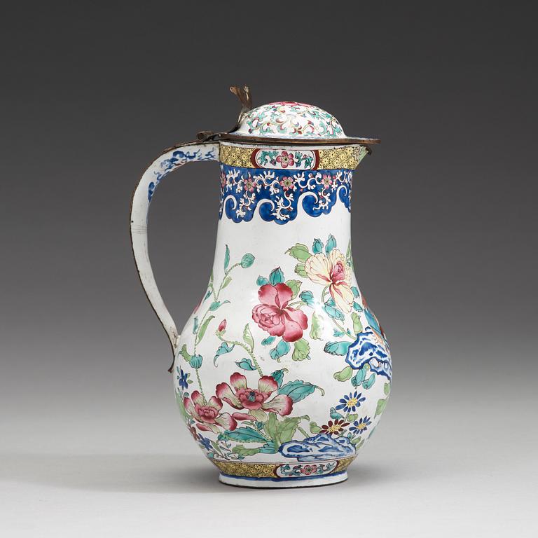 An export enamel on copper coffee pot with cover, Qing dynasty, Qianlong (1736-1795).