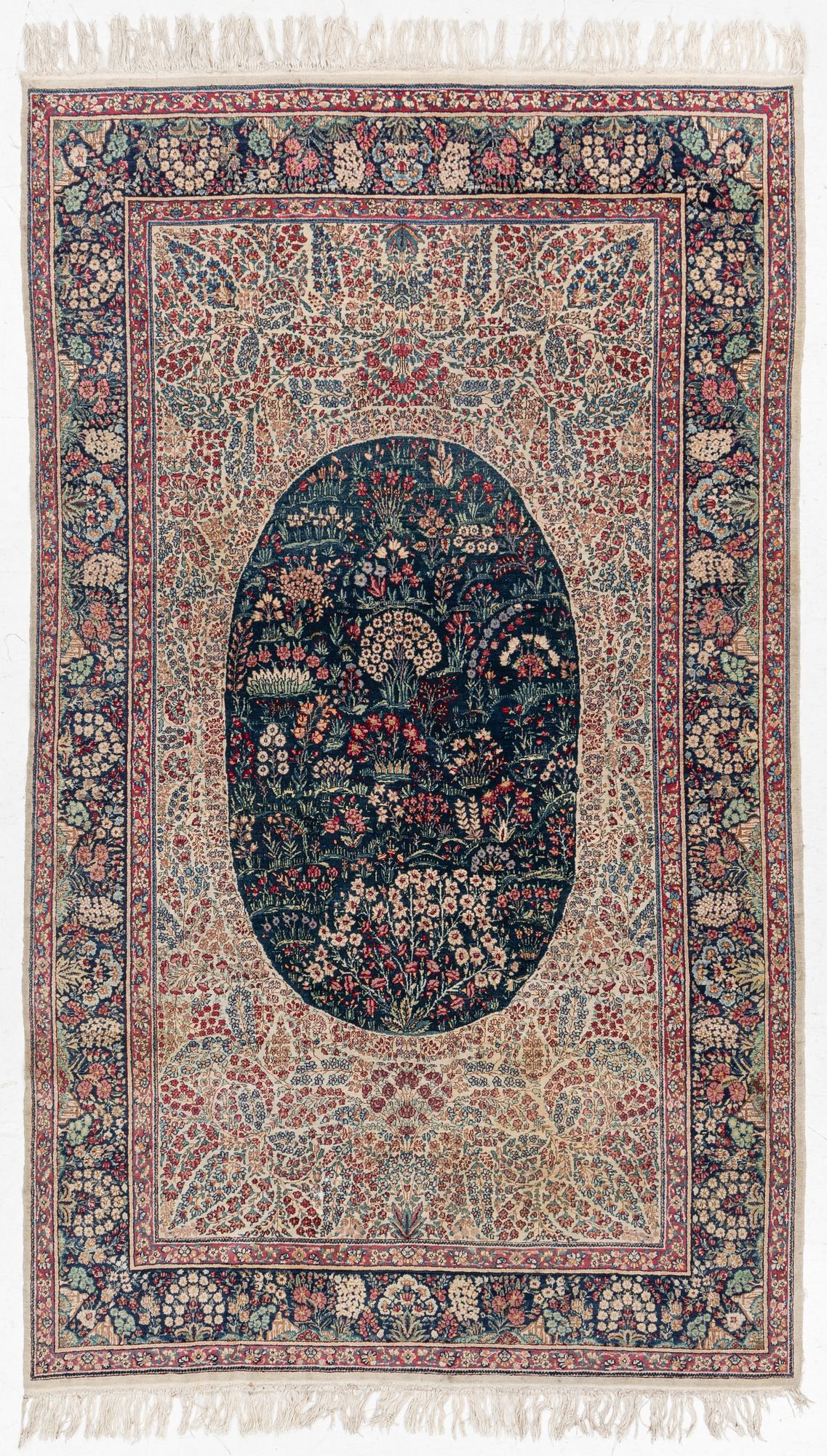 Rug, Kirman Millefleur, approx. 250 x 150 cm.