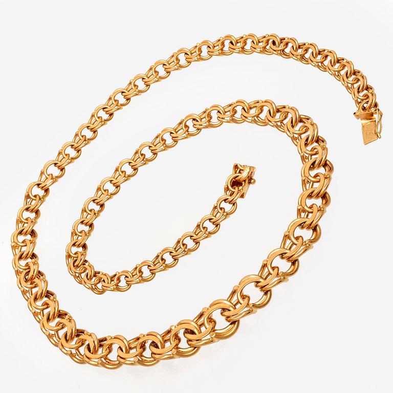 Collier 18K guld, doserad Bismarck-länk, 47,7 g, längd och bredaste del  ca 48 x 1 cm.