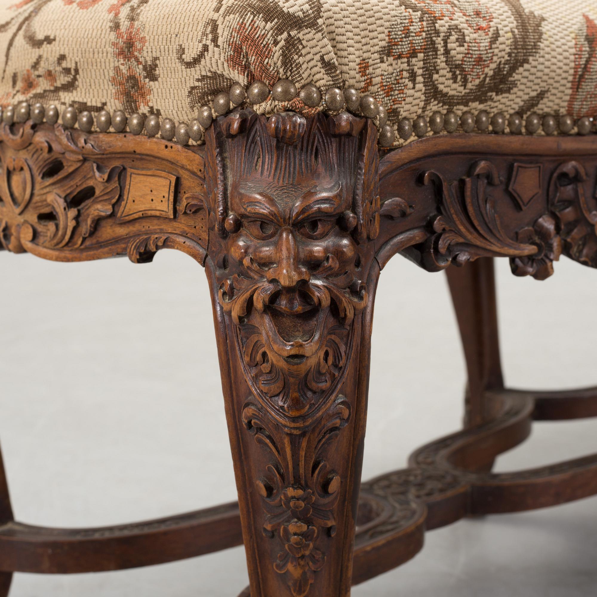 A ROCOCO STYLE STOOL, firsta half of the 19th century.