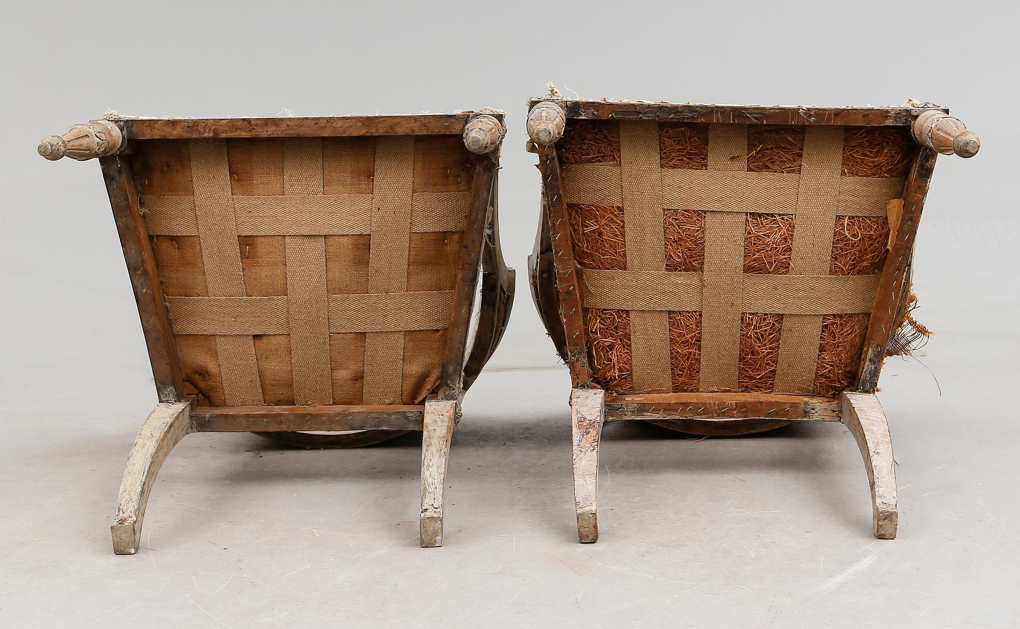 KARMSTOLAR, 2 st, sengustaviansk resp. sengustaviansk stil.