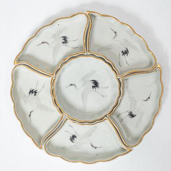 Kabaret i ask med lock, porslin och lack, Japan, tidigt 1900-tal.