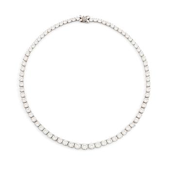 An 18K white gold and diamond rivière necklace.