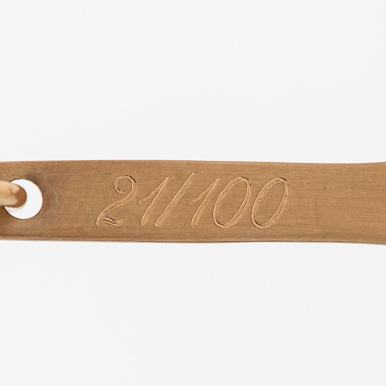 Tapio Wirkkala, riipus, "Puolikuu", 14K kultaa.