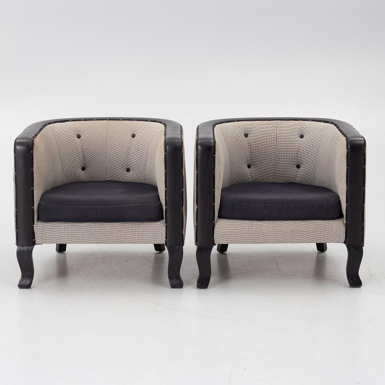 A pair of armchairs, first half of the 20th century.
