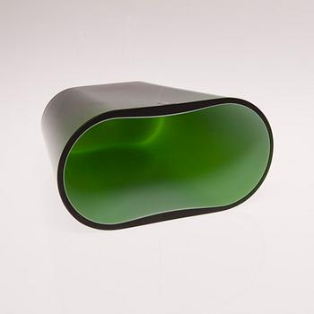 VAS, 2 st, glas, "Evergreen" Heikki Orvola samt "Cumulus" Markku Salo. Iittala och Arabia Finland.