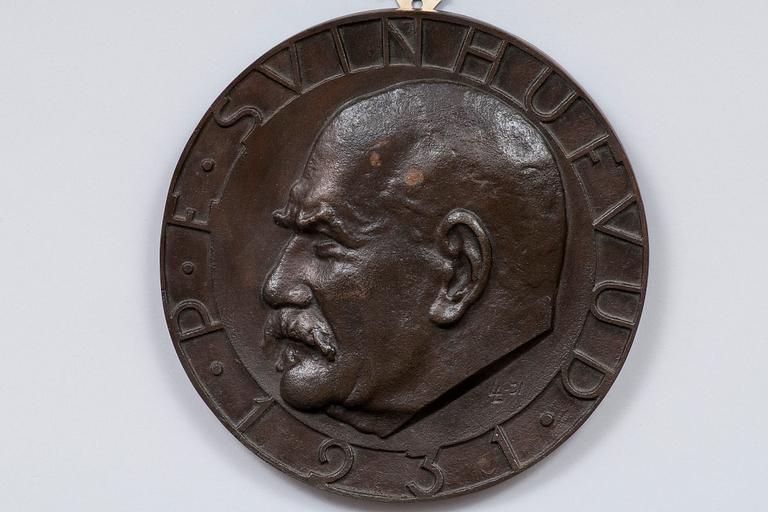 Lauri Leppänen, SVINHUFVUD.