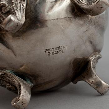 PARTI SILVER, 3 delar, bland annat sockerskrin av Jacob Ängman, GAB, Stockholm 1929. Vikt ca 558 gram.