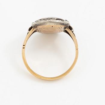 Revolutionsring, Gustav III, guld, silver, emalj och diamanter.