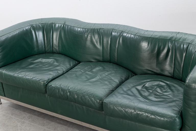 An "Onda" leather sofa by JONATHAN DE PAS, DONATO D. URBINO & PAOLO LOMAZOTTI for Zanotta, designed in 1985.