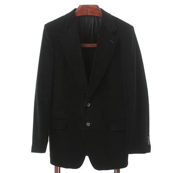 366. YVES SAINT LAURENT, a black velvet jacket.