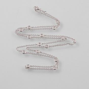 COLLIER, 18K vitguld med 15 briljantslipade diamanter ca 0.70 ct, Milano, Italien. Vikt 5,8 gram.