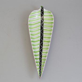 STIG LINDBERG, a paiance leaf-shaped dish, Gustavsberg Studio, Sweden.