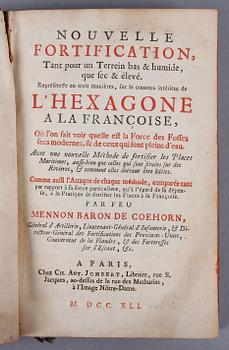 BOK, "Nouvelle Fortification..L´Hexagone..." av Mennon Baron de Coehorn, Paris 1741.