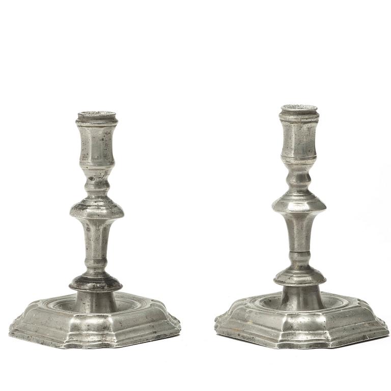 A PAIR OF PEWTER CANDLESTICKS by Anders Hedenbom, Örebro 1734.