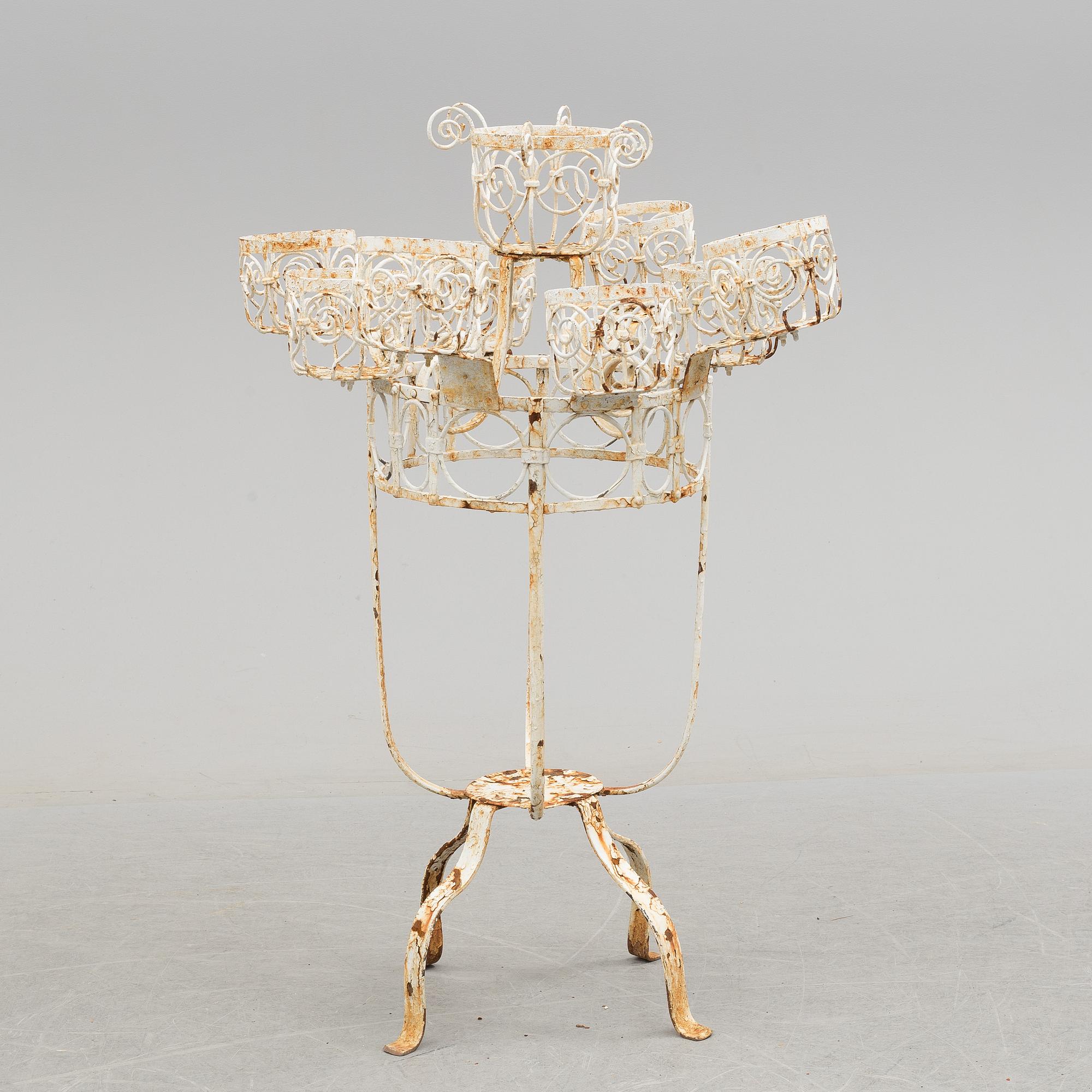 A flower table, probably France, 20th century.